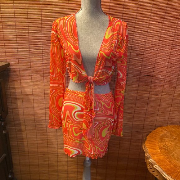 SHEIN Other - Shein Retro Two Piece Orange and Green Skirt and Top Set Size Medium EUC